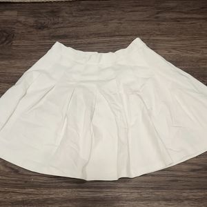 Princess polly white pleated skirt